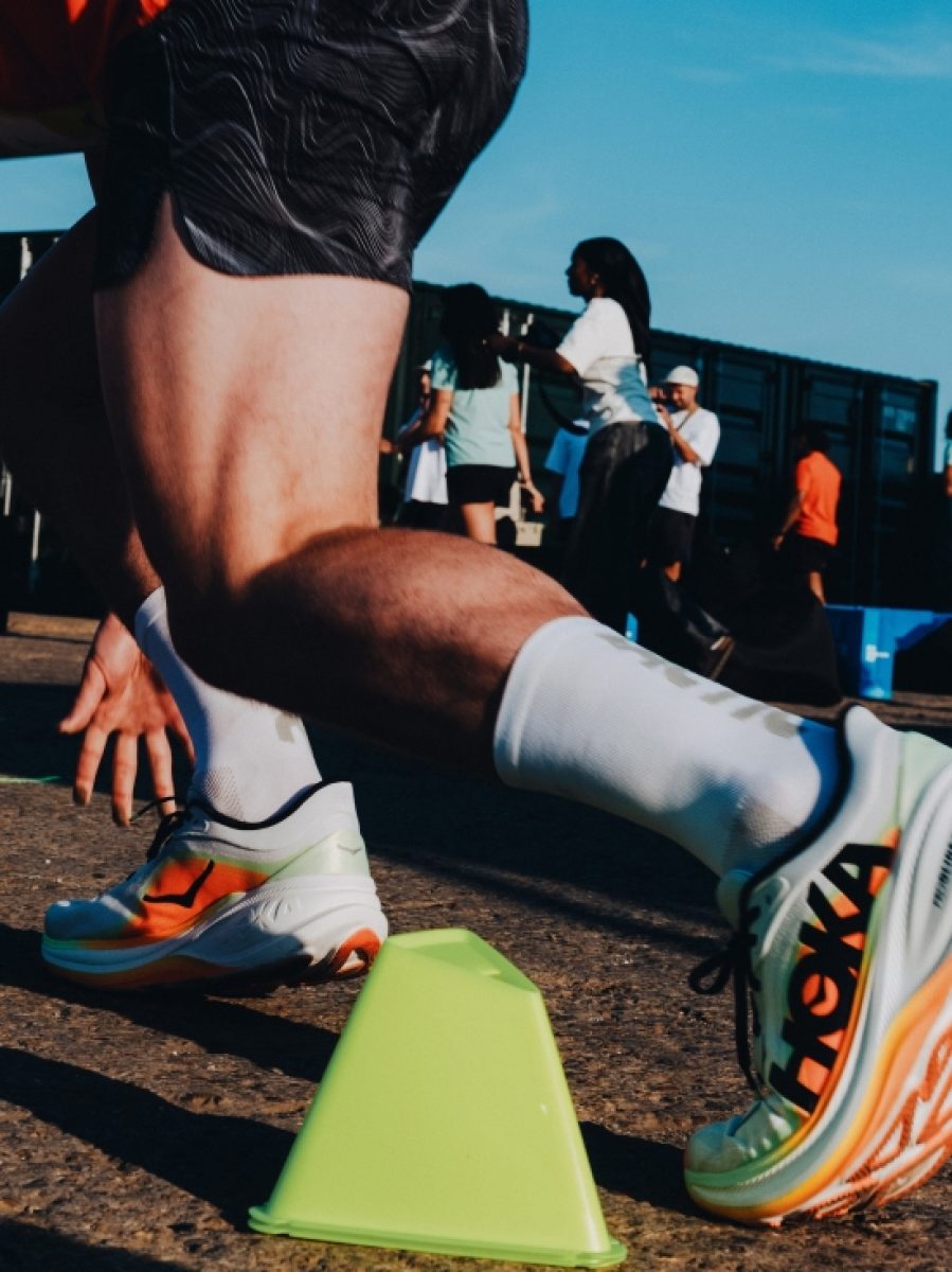 Official HOKA® – front view Official HOKA® - Media - front view
